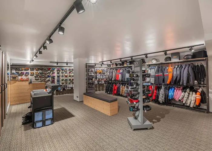 Neuf Ski-in/ski-out Avec Acces Et Piscine, A 1850 - Fr-1-564-105